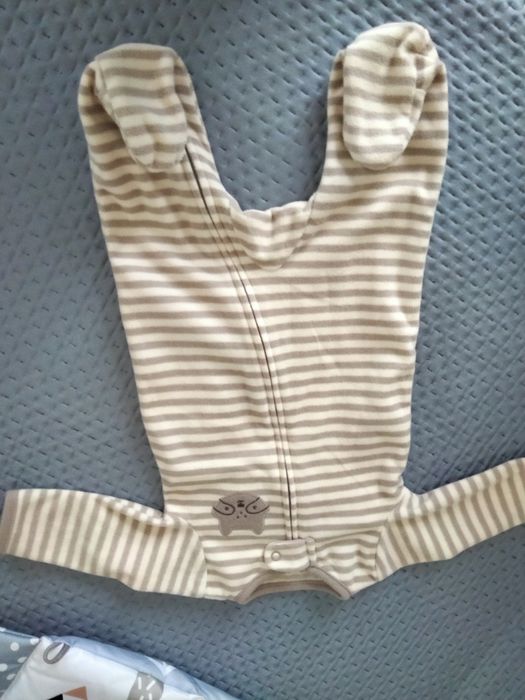 Продам флісовий чоловічок Картерс