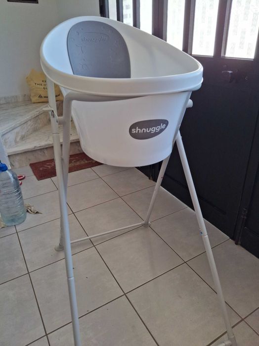 Banheira shnuggle em bom estado