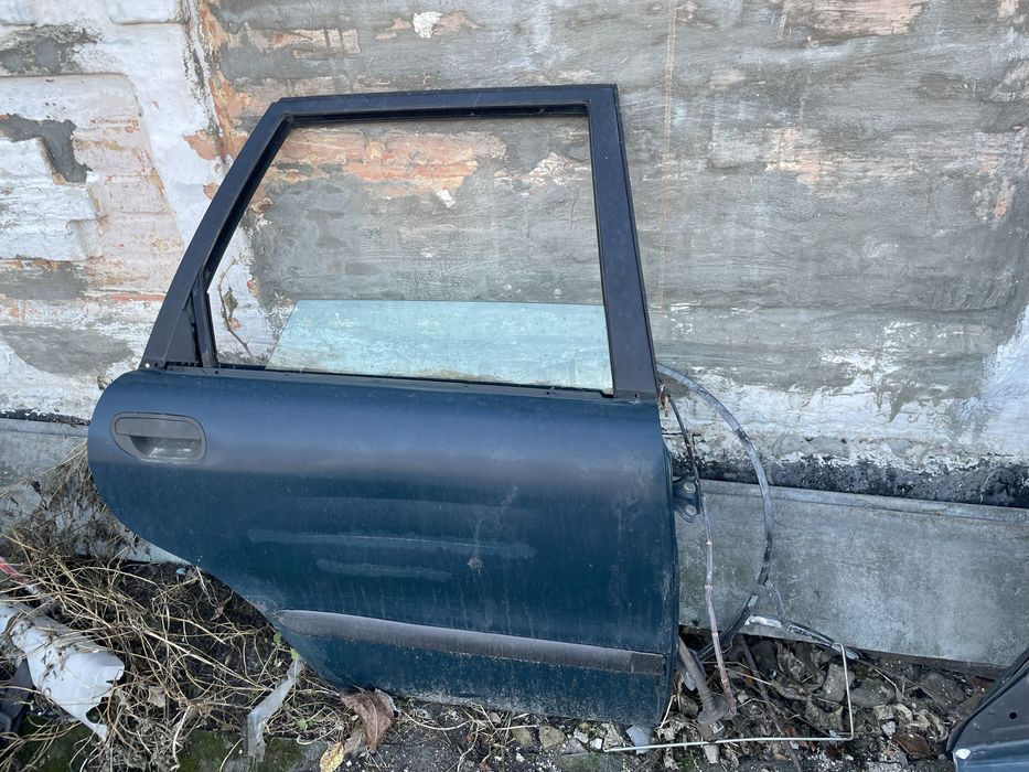 Двері вольво в40 с 40/ дверка volvo v40 s40