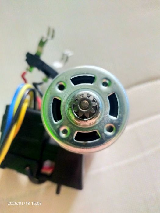 Silnik DC 18V do wkrętarki HRS 550