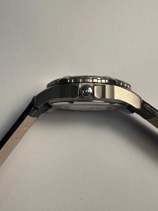 Relógio Festina em Aço  com Garantia