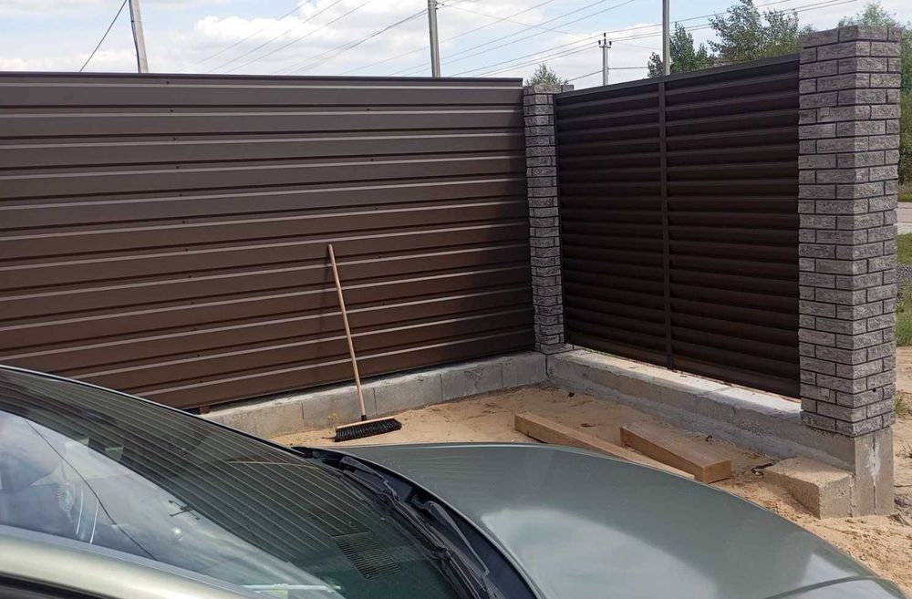 Профлист на забор і дах, паркан, графітовий і шоколадний З ДОСТАВКОЮ