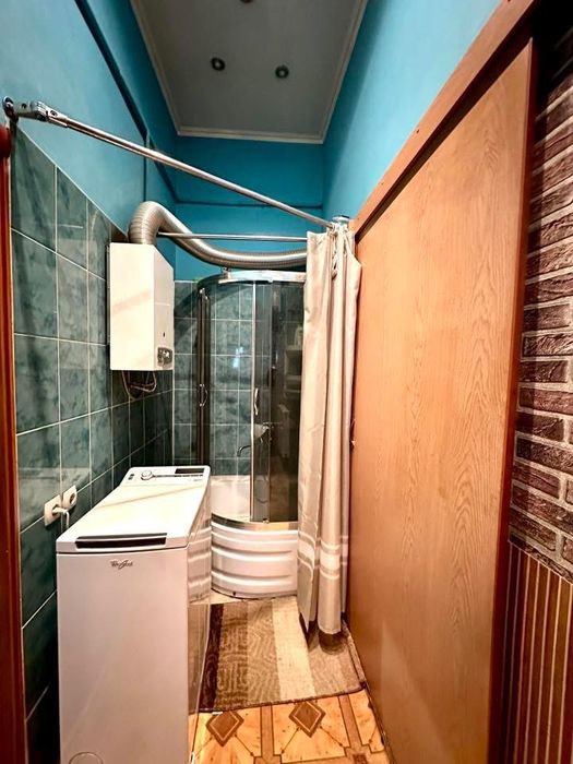 Продається 2-кімн. квартира в центрі м. Стрий.