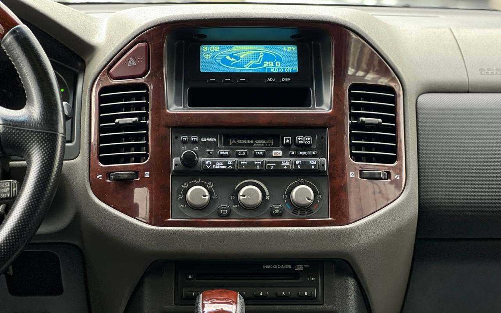 Mitsubishi Pajero 2006