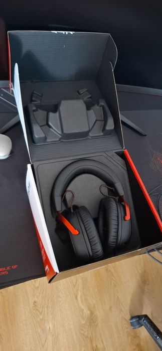 HyperX Cloud III Black-Red
