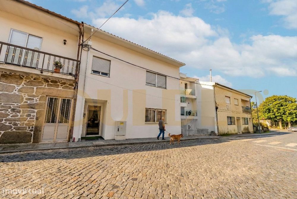 Apartamento T3 com Terraço em Amares