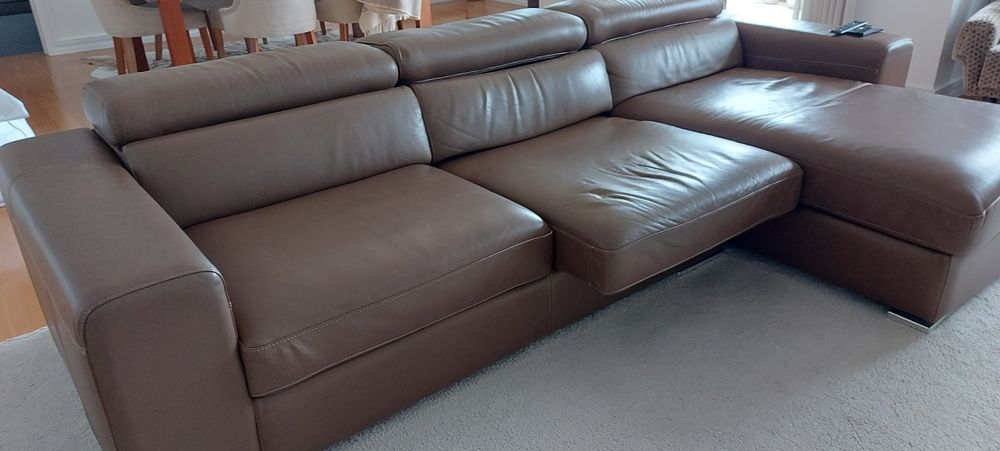 Sofa chateau d'Ax Pele