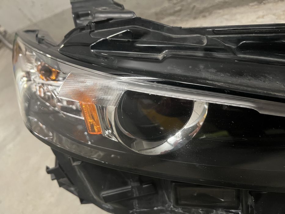 Lampa Reflektor MAZDA 3 BP 2020 wersja USA lewy i prawy
