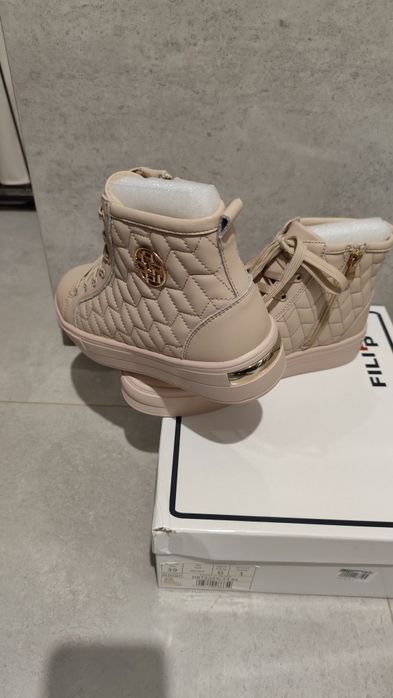 Nowe botki pikowane trampki za kostkę beż ocieplane skóra Filippo 39