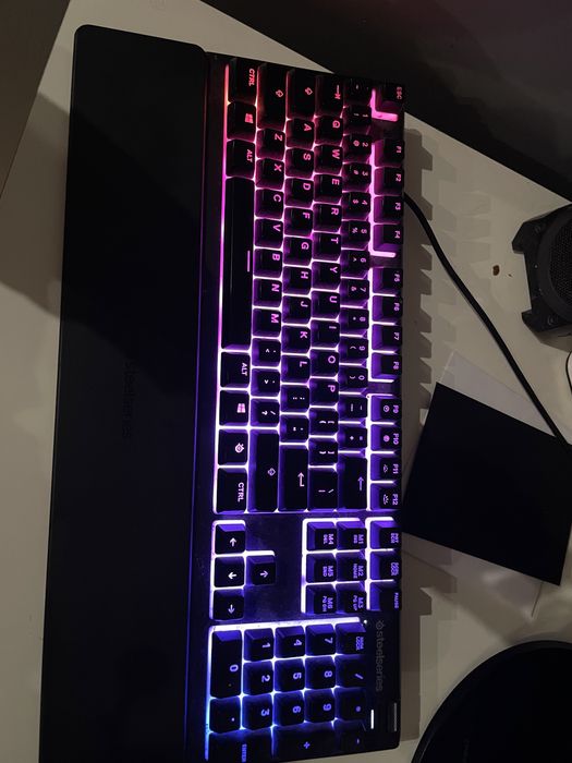 Komputer do gier! + monitor x2, myszka, klawiatura