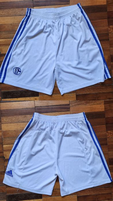 Футбольные шорты и гетры (цены уточняйте)