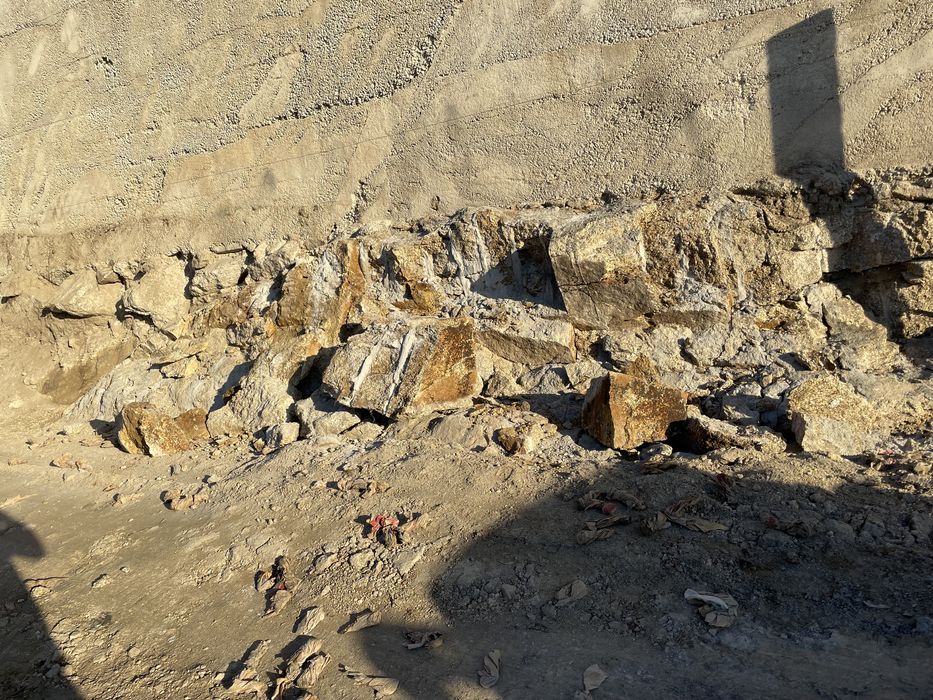 Partir pedra demoliçao de rocha