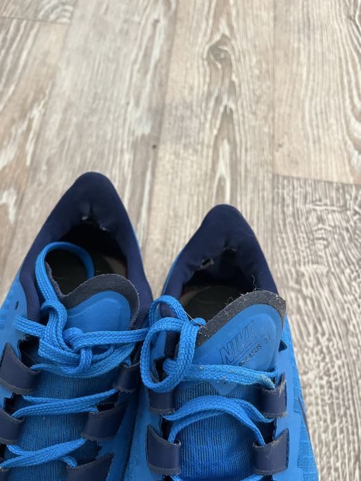 Кросівки nike спортивні