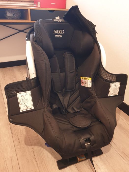 Fotelik Axkid Minikid 2.0 czarny + gratis lusterko