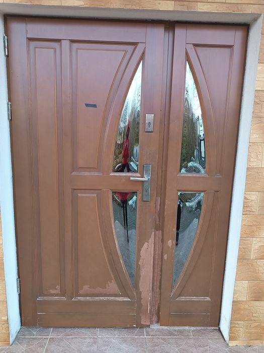 Drzwi zewnętrzne dębowe