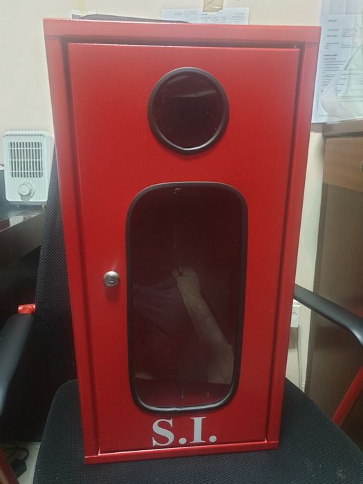 Caixa metalica de extintor nova