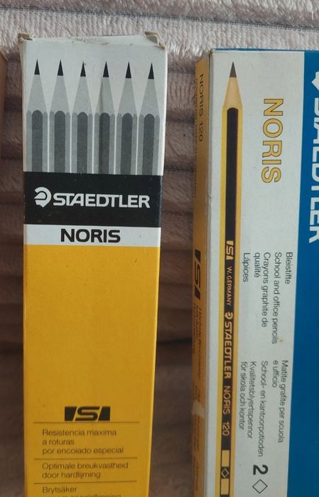 Material desenho Rotring Staedtler Molin