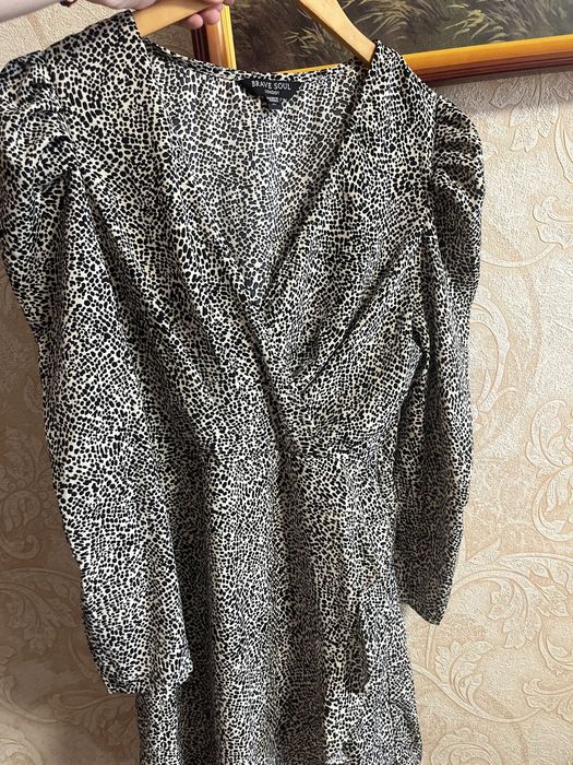 ЛОТ жіночого одягу