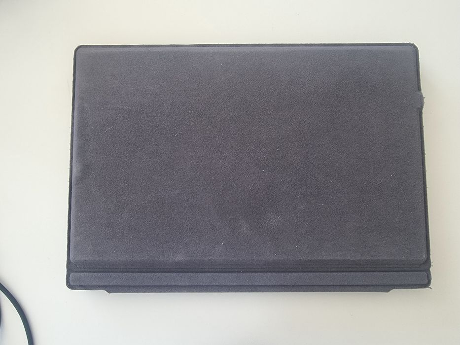 Microsoft Surface Pro i5 8GB 256GB + Teclado + Carregador