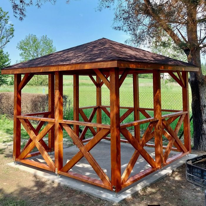 Wiata samochodowa drewniana