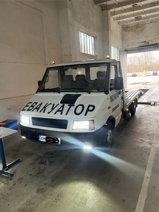 Платформа/Евакуатор/Вантажні перевезення/Технічна допомога