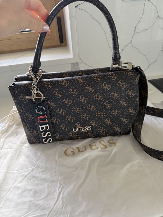 Mala Guess monograma