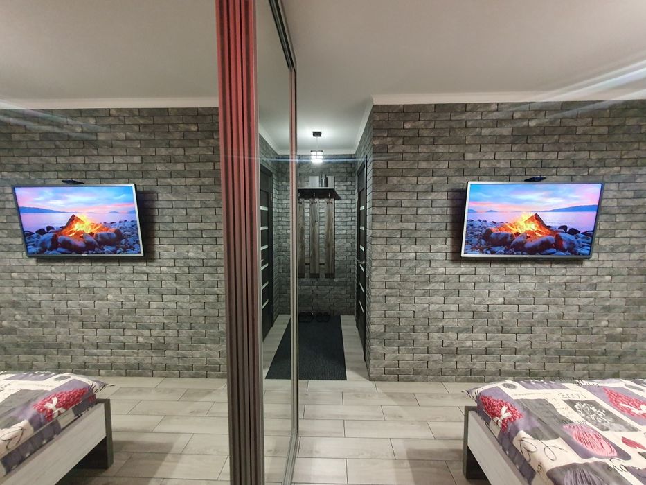 Апартаменти 21 +