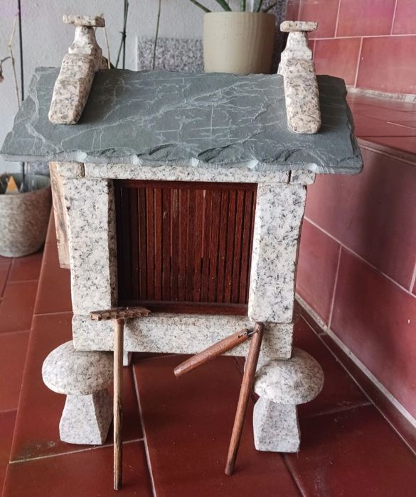 Espigueiro artesanal