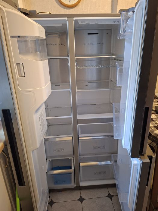 Lodówka Samsung RS68N8661S9/EF