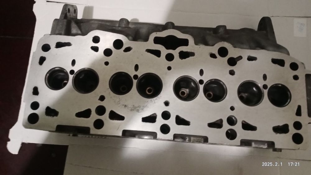 Головка двигателя  VW 2.0 TDI BMP