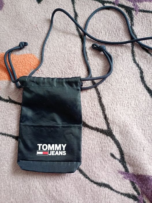 Nowa saszetka Tommy Hilfiger