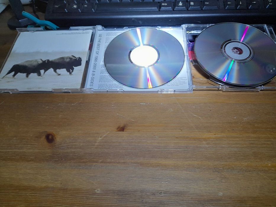 CD Duplo da Banda lendária U2 Best Of 1990/2000 Usado em bom estado