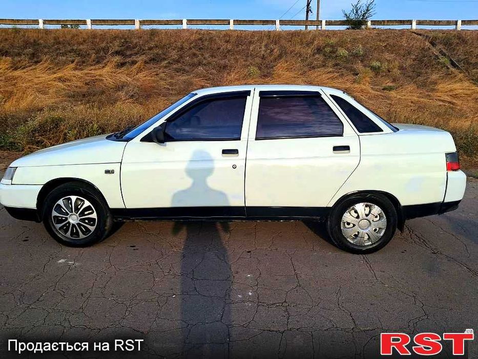 Автомобіль ВАЗ-2110