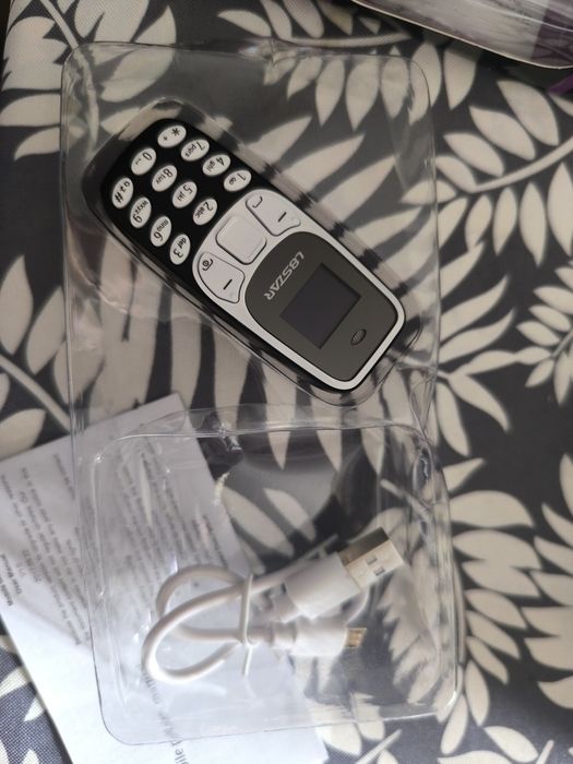 Mini telemóvel/NOVO