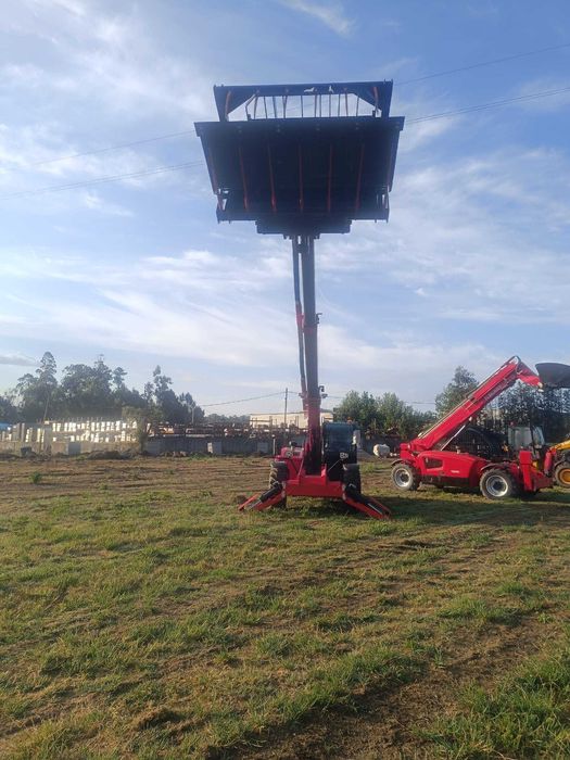 Telescópico 12 MT 4ton Perkins