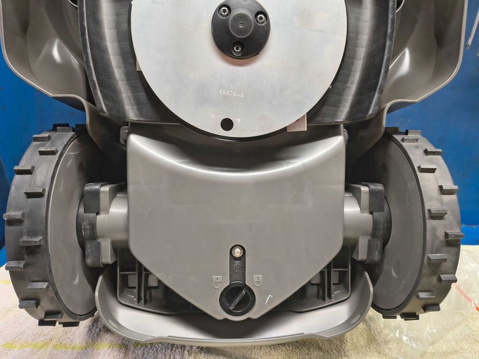 PROMOCJA WYPRZEDAŻ Kosiarka automatyczna Husqvarna 305