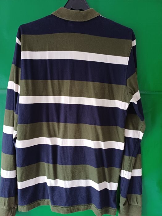 Polo em bom estado de grande marca.