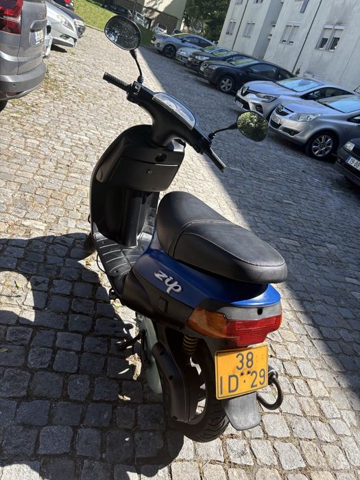 Piaggio zip.