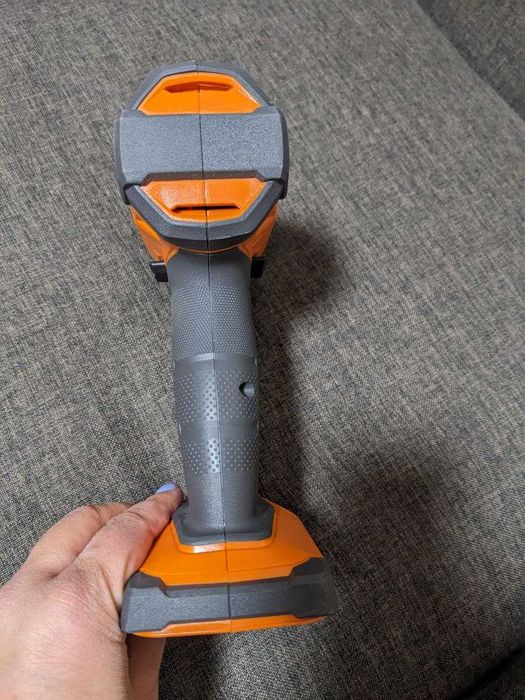 Фен RIDGID R860435 (18V)