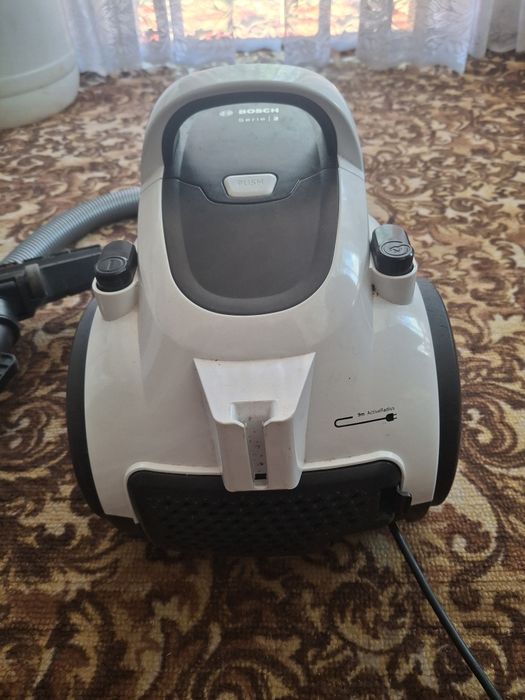 Пилосос BOSCH BGS05A225