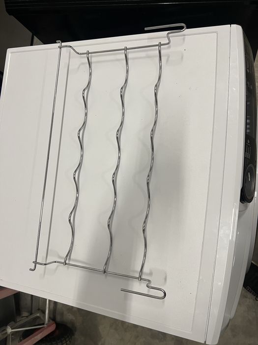 Накопычувачі холоду для морозильних камер та полиці для напоів