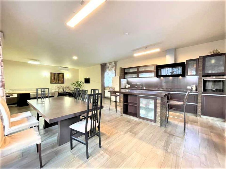 Дом с жилым подвалом 18 соток Свой парк 3 мастер спальни Б Фонтан