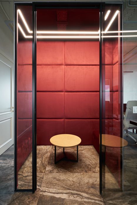 Без %  Мебльований офіс в центрі міста на Печерську