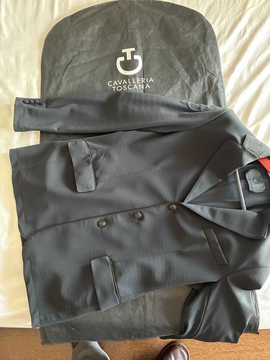 Casaco competição preto tamanho 42 Cavalaria Toscana