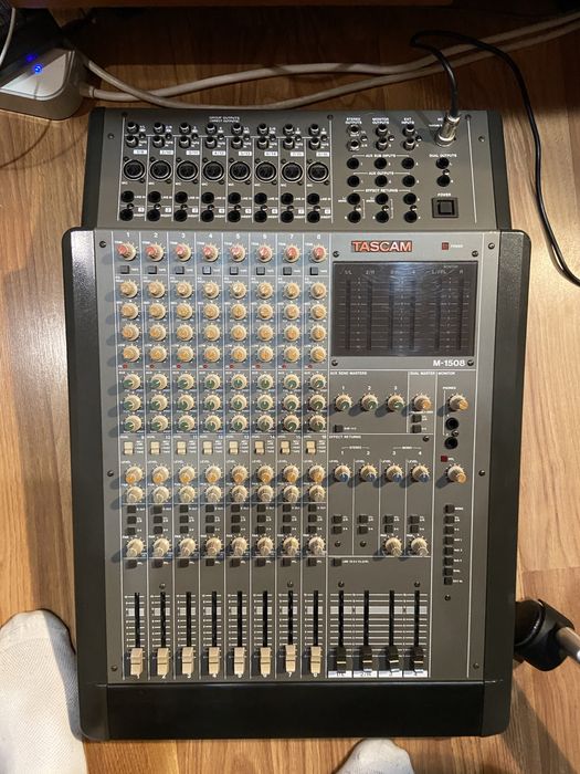 Tascam m-1508 Микшер, Микшерный пульт