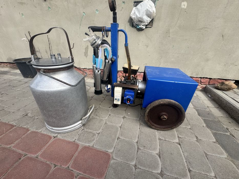 Продам доїльний апарат