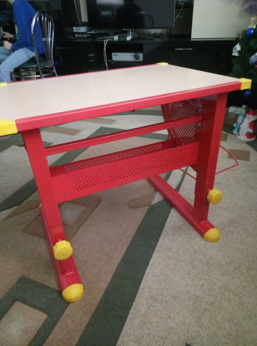 Школьная парта растущая ..Comf-Pro..