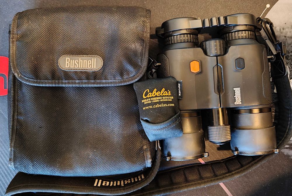 Bushnell Lornetka z dalmierzem laserowym Fusion 1 Mile Arc  10x42