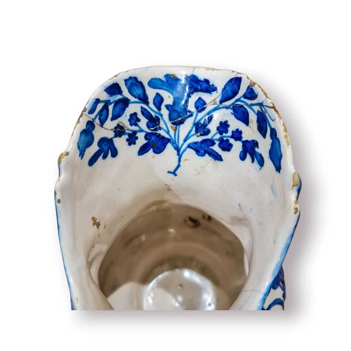 Conjunto Antigo Jarra e Bacia em Faiança Azul e Branca – Século XIX