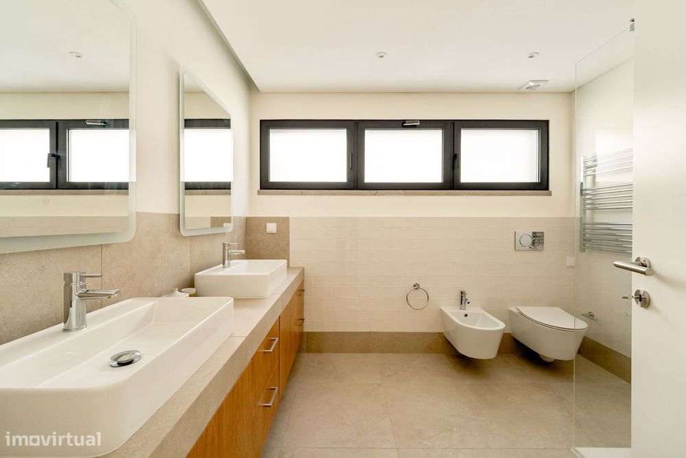 Apartamento T3 com jardim, Amoreira, Cascais